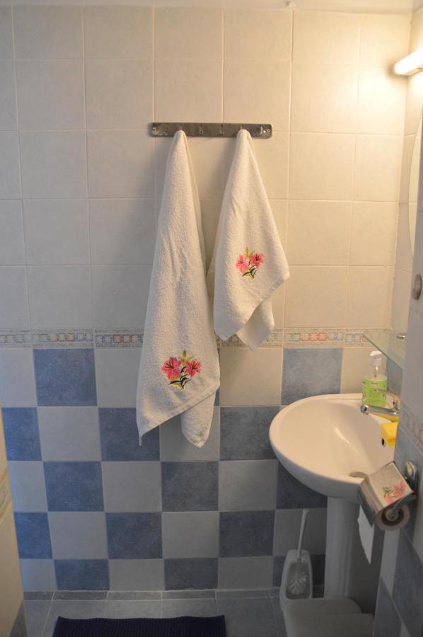 Antony Apartment *